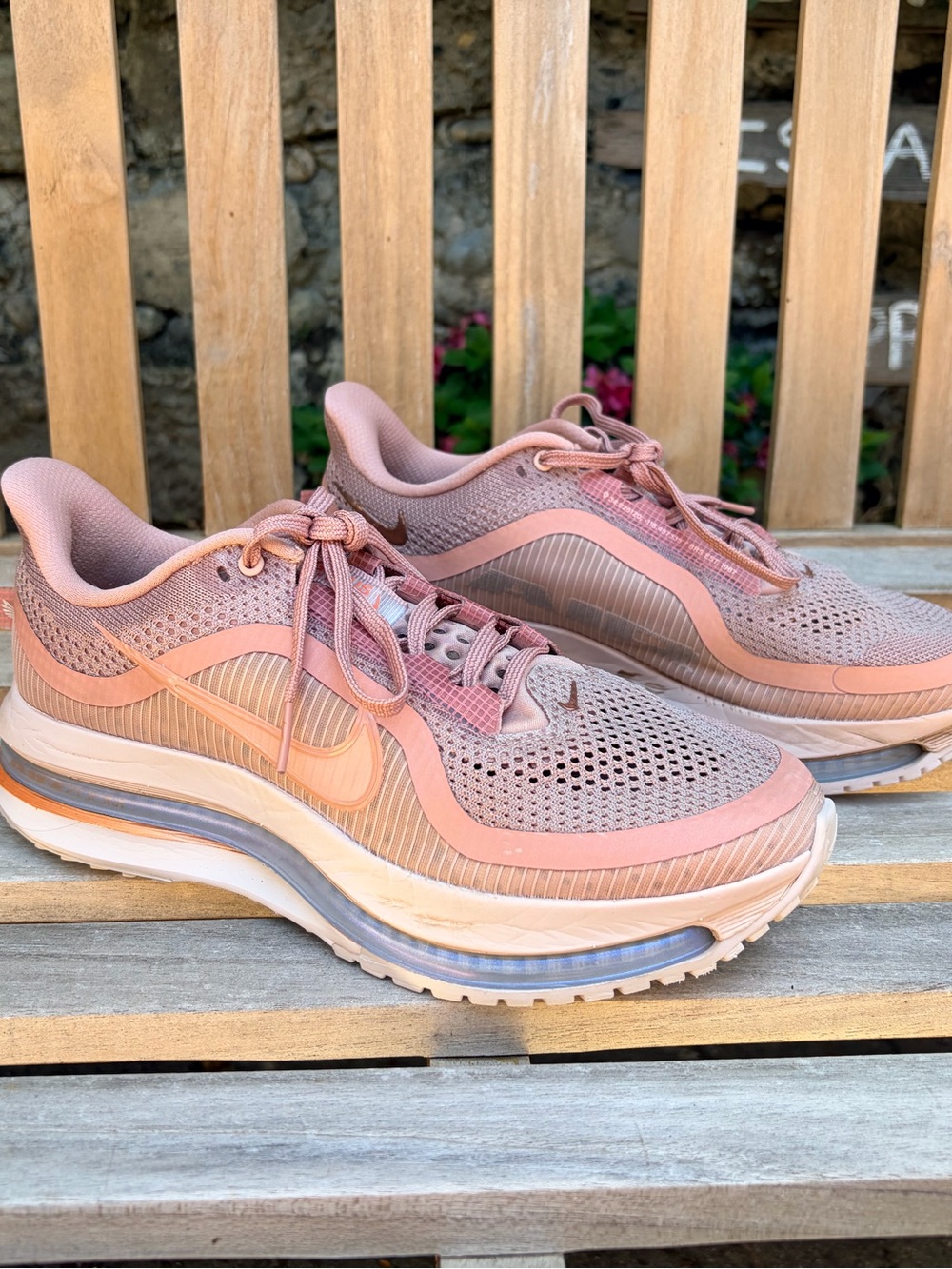 Nike Women’s Size 9.5 Pegasus Premium Shoes